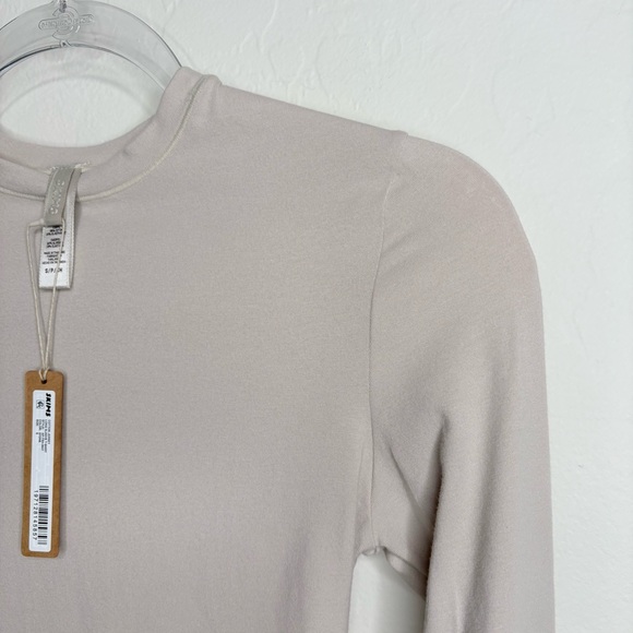 Skims Cotton Jersey Long Sleeve Top Stone Rare Discontinued Color Size S NWT - Picture 2 of 9